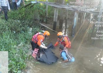 Mayat Mengapung yang Ditemukan Warga Ternyata Pemuda yang Hanyut di Sungai Siak kemarin
