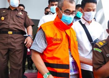 Rugikan Negara Rp13 M, Eks Bupati Kuansing Mursini Didakwa Korupsi 6 Proyek