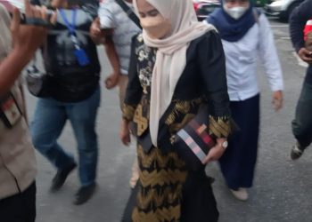 Usai Diklarifikasi Jaksa, Anggota DPRD Pekanbaru Ida Pilih Diam