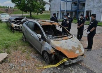Terlilit Utang, Dua Pria Ini Rela Bakar Mobil Mewahnya Demi Asuransi Cair