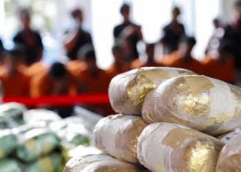 Dua WNA Asal Timur Tengah Diamankan saat Polisi Grebek Pabrik Sabu di Perumahan Mewah Tangerang