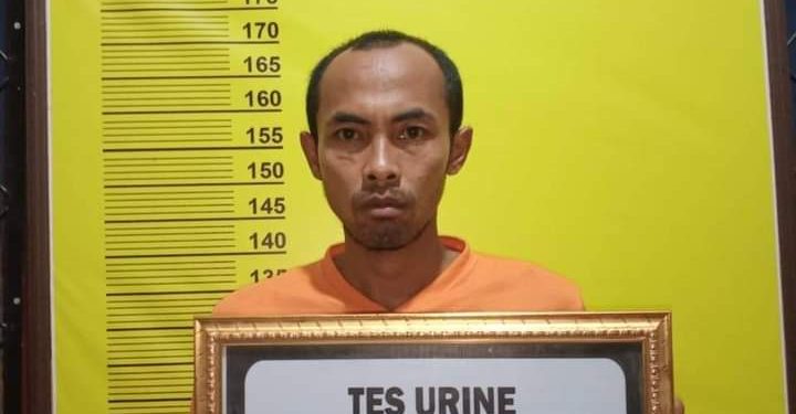 Edar Dan Pakai Sabu, Pasutri Dan 1 Pria Lainnya Dibekuk Polsek Kubu