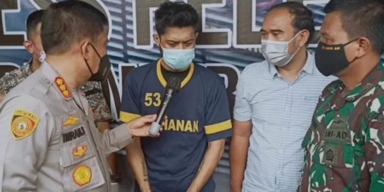 Berniat Melerai Perkelahian, Prajurit TNI di Depok Dikeroyok Gerombolan Pria