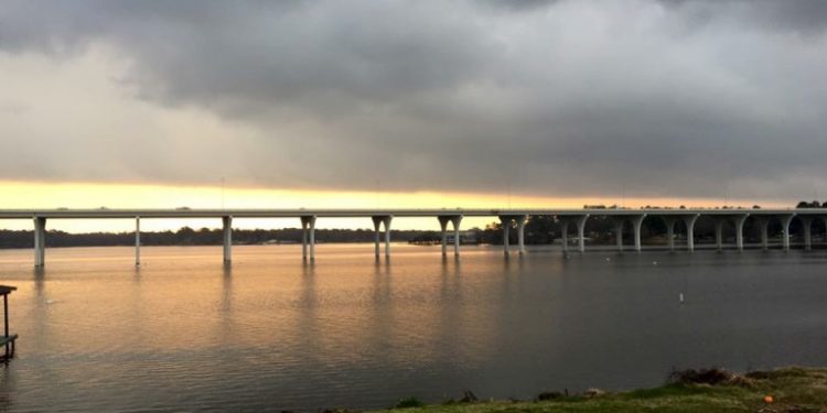 2 Anak Ditemukan Terhuyung-huyung di Danau, Satu dari Mereka Berhasil Diselamatkan
