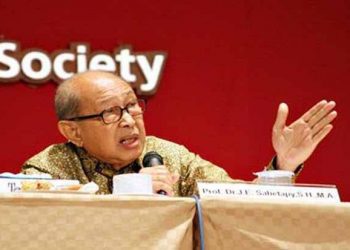 Guru Besar Unair Prof JE Sahetapy Tutup Usia