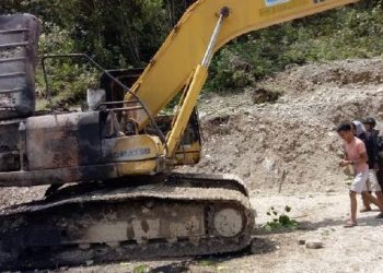 KKB Bakar Alat Berat Milik PT WIKA di Pegunungan Bintang Papua