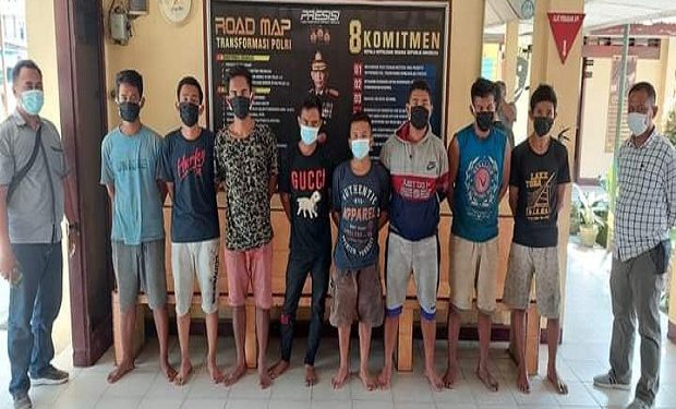 Tak Tahu Diintai Polisi, Komplotan Pencuri Nekat Curi Kabel Listrik