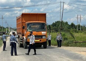 Razia Hari Pertama di Rohil, Puluhan Truk Odol Terjaring Razia