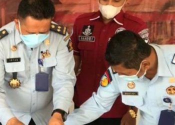 Lempar narkotika dari Balik Tembok, Petugas Lapas Semarang Temukan 100 Gram Sabu