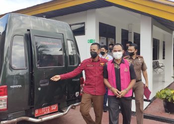 Diduga Korupsi Anggaran Desa, Seorang Kepala Desa di Inhu Ditahan Jaksa