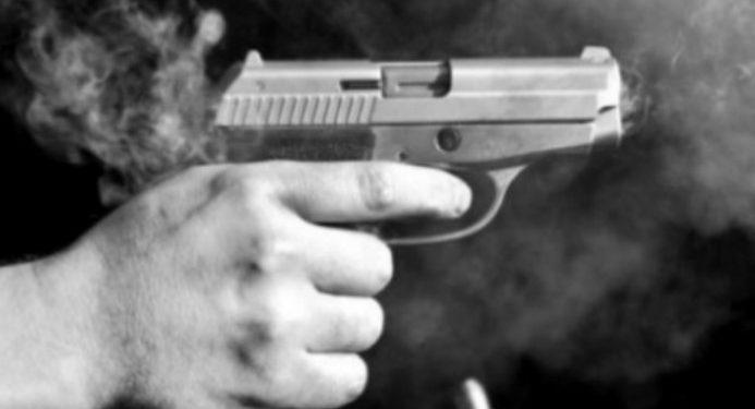 Sadis! Tak Terima karena Ogah Diajak Ciuman, Seorang Wanita Tanpa Ampun Langsung Menembak Pria Hingga Tak Bernyawa