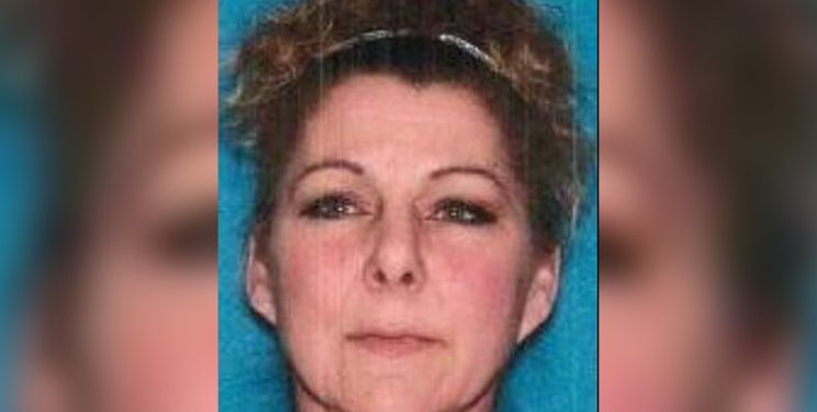 Wanita Ini Bunuh Ayah dan Pacar Ayahnya Berbekal Pisau