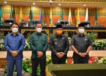 Paripurna DPRD Riau: Penyampaian Laporan Banggar hingga Perubahan Susunan Keanggotaan Komisi IV