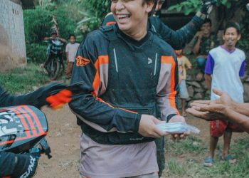 Terekam CCTV Dua Pelaku Curi Kendaraan di Rumahnya, Billy Syahputra Akan Lapor Polisi