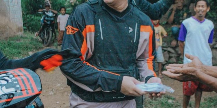 Terekam CCTV Dua Pelaku Curi Kendaraan di Rumahnya, Billy Syahputra Akan Lapor Polisi