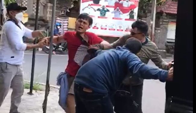 Modus Jual Mobil, Pria di Denpasar Dikeroyok Tiga Pria Berbadan Tegap