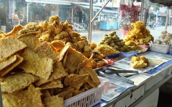 Sedikitnya 21 Siswa di Lombok Keracunan Makanan Setelah Makan Tempe Goreng