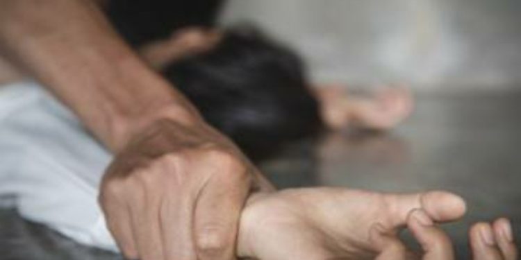 Demi Bebaskan Sang Ayah, Seorang Anak di Parigi Rela Diperkosa Kapolsek