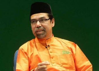 Operasi Batu Empedu, Datuk Al-Azhar Kritis