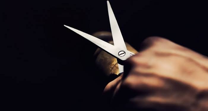 Sadis, Suami di Binjai Tusuk Wajah Istri Pakai Gunting Berkali-kali