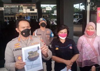 Tragis, Seorang Wanita Tewas Dihantam Tabung Melon Oleh Suaminya Sendiri