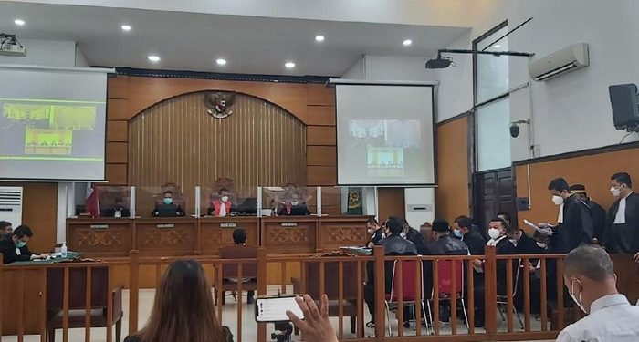 Diperintahkan Memantau Pergerakan Habib Rizieq Shihab, Ipda Yusmin dan Briptu Fikri Didakwa Bunuh 4 Eks Laskar FPI