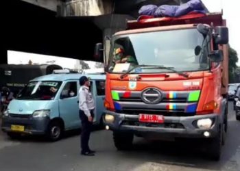 Sakit Hati Lepas Jabatan, Mantan Kades di Patebon Kendal Curi Mobil Sampah