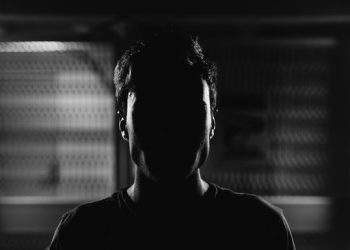 Densus 88 Tangkap TerdugaTetoris dan Lakukan Pengeledahan di Pringsewu Lampung