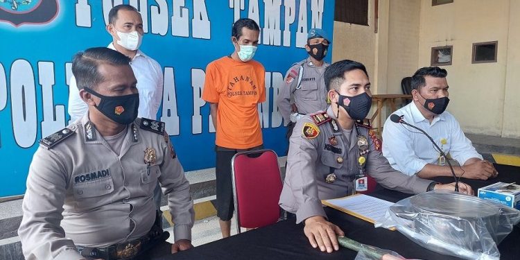 Sadis, Keponakan di Pekanbaru Bunuh Paman Pakai Palu Hingga Tengkorak Pecah