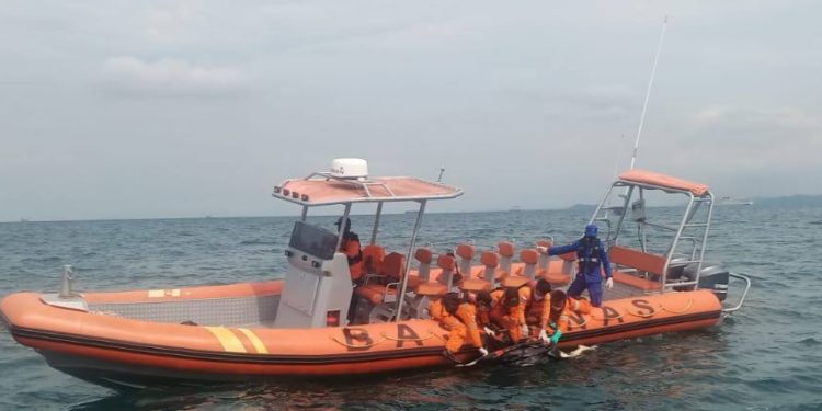 Dikejar BC, Loncat ke Laut, Ditemukan SAR Meninggal