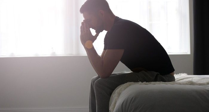 Tawarkan Jual Diri Rp 701 Juta di Tepi Jalan, Nasib Pria Ini Berakhir Ditangkap