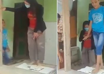 Viral, Tiga Wanita Injak Alquran, Nettizen Geram