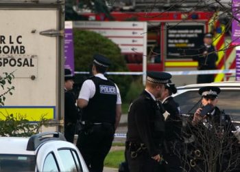 3 Pria Ditangkap Polisi Kontra-terorisme Sehubungan dengan Ledakan di Luar RS Wanita Liverpool