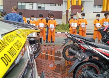 Resmob Jatanras Polda Riau Gulung Lima Pelaku Spesialis Jambret