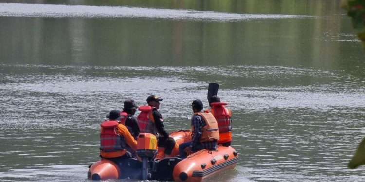 Tersangkut di Batu, Bocah Hanyut di Padang Ditemukan Meninggal