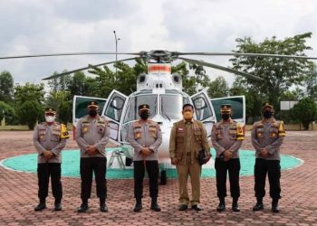 Gunakan Helikopter Mabes Polri, Kapolda Riau Kembali Patroli Ilegal Logging di Rohil