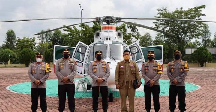 Gunakan Helikopter Mabes Polri, Kapolda Riau Kembali Patroli Ilegal Logging di Rohil