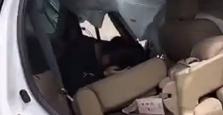 Tersebar Video Kondisi Baby Sitter Baby Gala Pasca Kecelakaan di Tol Nganjuk, Diam Tak Berdaya di Dalam Mobil