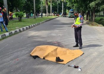 Innalillahi! Salip dari Sisi Kiri, Karyawan Swasta Tewas Terlindas Tronton di Cilegon
