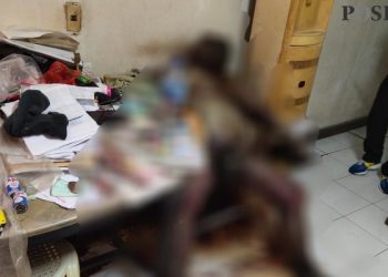 Mengerikan, Darah Berceceran di Lantai, Pria Ini Ditemukan Tewas Dalam Posisi Duduk, Diduga Sudah 4 Hari