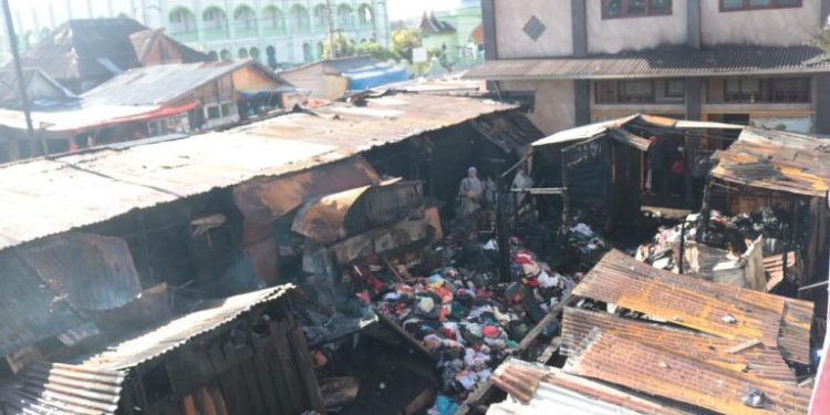 Kerugian Skeitar Rp 700 Pasar Bawah Bukittinggi Kembali Terbakar