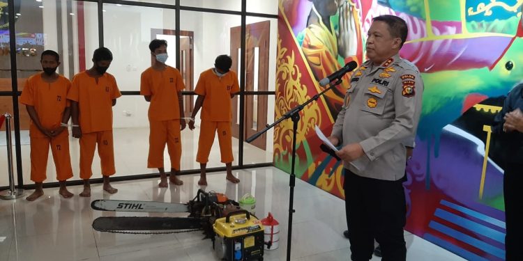 Polda Riau Tangkap 5 Pelaku Komplotan Perambahan Hutan