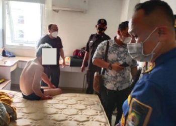 Tidak Bisa Pulang ke Tiongkok, Zhu Nekat Mau Mengakhiri Hidupnya Melompat dari Lantai 6 Apartemen di Kota Tangerang