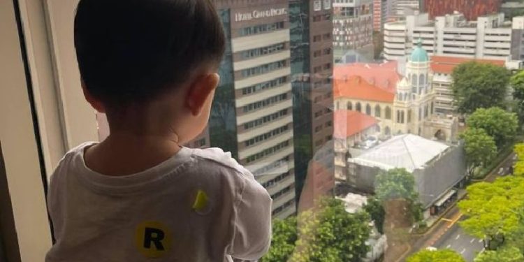 Covid-19 Membuat Pasangan Thailand-Singapura Serta Bayinya Terdampar di Hotel