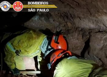 9 Petugas Damkar Brasil Tewas saat Latihan di Gua yang Tiba-tiba Runtuh