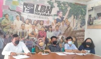 Mahasiswa Tak Takut Ancaman Dipolisikan dan Dituntut Rp10 Miliar Oleh Oknum Dosen Unri
