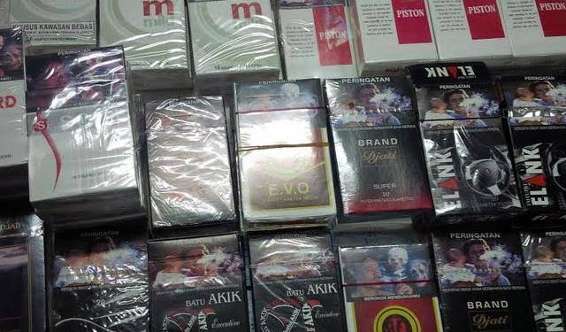 Bea Cukai Tembilahan Sita 700 Ribu Batang Rokok Ilegal di Dua Speed Boat Tanpa Awak