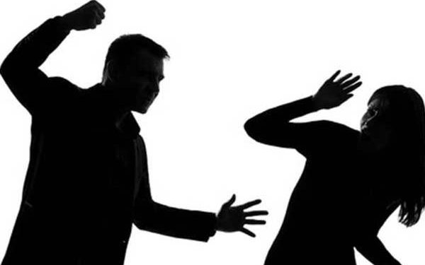 Warga Usir Sekeluarga di Bandung, Kepala Keluarga Diduga KDRT dan Hamili Anak Sendiri