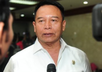 Buntut Insiden di Soetta, TB Hasanuddin Akan Telusuri Pelat Mobil TNI Ditumpangi Wanita Maki Ibunda Arteria