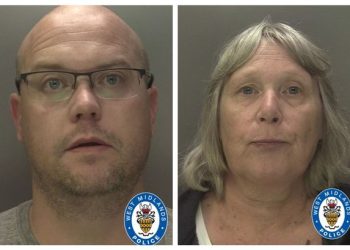 Ibu Ini Bantu Anaknya Sembunyikan Senjata Pembunuhan, Keduanya Ditahan